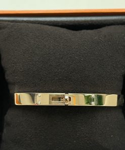 Alternative view of Hermes Kelly Bracelet Rose Gold with 4 Diamonds